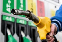 У Кабміні анонсували зниження податків на паливо