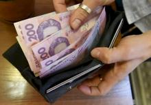 Отримання матеріальної допомоги переселенцями в Україні: інфографіка
