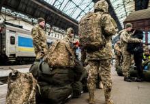 Всеобщая мобилизация: где и кто имеет право вручать повестки и какие они бывают?