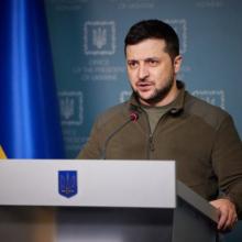 Зеленський пропонує продовжити воєнний стан та загальну мобілізацію в Україні (документ)