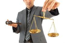 Особенности и преимущества работы юристом