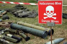 Українці можуть допомогти ДСНС розмінувати країну: як це зробити у додатку "єВорог"