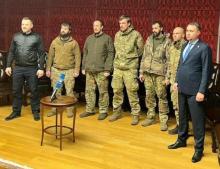 Медведчука обміняли на 200 українських полонених і визволили захисників Азовсталі: деталі від СБУ та повний список звільнених