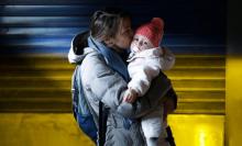 Допомога українським біженцям за кордоном: які зміни очікуються у 2023 році?