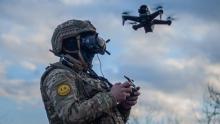 Зеленський підписав закон, який звільняє від оподаткування імпорт дронів, тепловізорів, рацій та інших приладів для військових