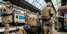 Чи мають право військовослужбовці виїзджати у відпустку за кордон