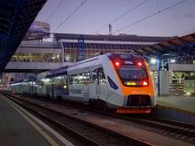 Нові правила від Укрзалізниці: пасажирам потягів повертатимуть повну вартість квитків
