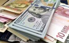 Долар більше падати не буде, ресурс для зміцнення гривні вичерпано – економіст