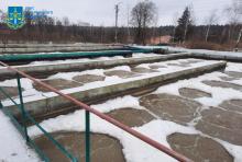 В Україні вперше судитимуть за екоцид: двох службовців підприємства обвинувачують в отруєнні водних ресурсів