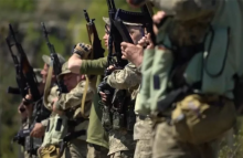 ВЕРХОВНИЙ СУД: захисників України не можна карати за зберігання зброї