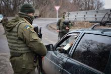 На Київщині на блокпостах окрім пошуку диверсантів вручатимуть і повістки - комендант