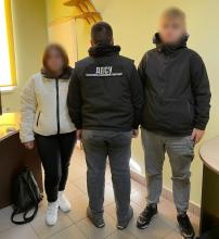 На кордоні у "Раві-Руській" прикордонники викрили аферу «молодят»: деталі від ДПСУ