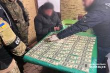 В Черкасах викрили адвоката та місцевого мешканця, які за гроші допомагали уникати призову