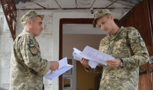 Оскарження військовослужбовцем відмови розгляду рапорту командиром: судова практика