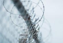 Кваліфікація дій за ч.1 ст.438 КК України та ч.3 ст.146 КК України