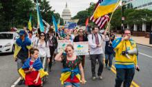 Інформація для шукачів притулку: США продовжили дію дозволів на вʼїзд для українців