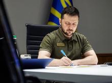 Володимир Зеленський підписав закон про збільшення штрафів за порушення військового обліку