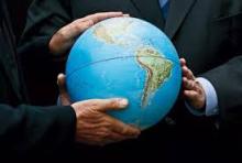 Політична еволюція «Вашингтонського» та «Пекінського» консенсусу: моделі глобалізації