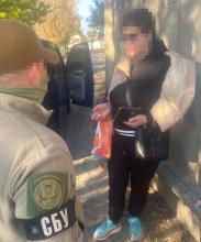 СБУ затримала в Харкові агентку рф, яка розвідувала позиції військових під виглядом прибиральниці