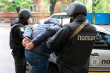 Щодо негайності складення протоколу затримання в порядку ст. 208 КПК