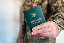 Хлопці, яким виповнюється 17 років до 31 липня 2025-го повинні стати на військовий облік: чи каратимуть тих хто не стане?