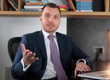 Змінились реквізити? Історія листа, що коштував Google та Facebook $122 млн