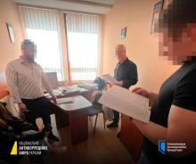 Члену ВККС України оголосили підозру за понад пів мільйона незаконних надбавок та виплат