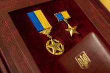 Володимир Зеленський присвоїв звання Героя України низці військових, серед яких Василь Малюк та Роберт "Мадяр" Бровді