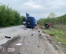 Росіяни вдарили по рейсовому автобусу в Сумській області: є загиблі і поранені