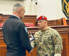 У Києві відзначили військовослужбовців міськими нагородами: Віталій Кличко вручив їм почесні відзнаки