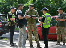 Затримання або доставлення до ТЦК «порушника» правил військового обліку