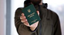 Відсутність на обліку в ТЦК та подача заяви поштою не є підставою для відмови у відстрочці - рішення суду