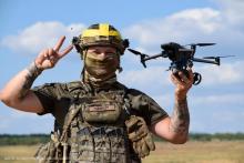 «Контракт 18-24»: визначено перелік підрозділів ЗСУ та штатних посад для операторів БПЛА