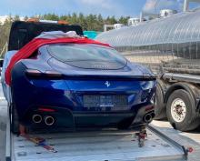 Викрито ексчиновника на схемі ввезення Ferrari Roma для громадянина рф та недостовірному декларуванні на понад 17 млн грн