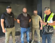 У Києві ліквідовано масштабну схему ухилення від мобілізації: повідомлено про підозру організатору, адвокату та лікарю-кардіологу
