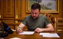 Трудові відносини в умовах воєнного стану: Президент підписав відповідний Закон