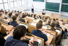 В університетах почали перевірки на наявність аспірантів-"ухилянтів", які вчаться для "галочки"