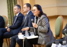 "1000 грн - кожному" та "УЗ - 3000": Прем'єр Юлія Свириденко розповіла про нові урядові програми підтримки