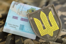 Стягнення грошового забезпечення військовослужбовця, виплаченого законному представнику