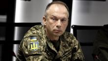 Фортифікації, загородження, "антидроновий" захист та підготовка населених пунктів до оборони: Сирський провів нараду