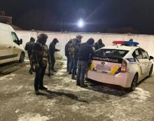 Працівники ДБР та СБУ викрили в Одесі правоохоронців, які вимагали гроші у військовозобов’язаних