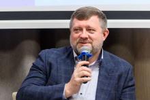 Ми досягли консенсусу щодо неможливості проведення виборів під час воєнного стану, - Олександр Корнієнко