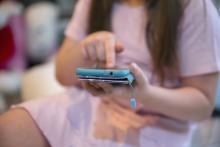 Суд визнав залежність від YouTube та Instagram та зобов’язав виплатити компенсацію 20-річній дівчині: деталі рішення