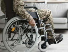 Виплати військовослужбовцям при встановленні інвалідності у 2026 році: про суми розповіли у Міноборони