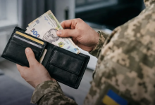 Кредитні пільги для військових: як закон захищає від штрафів та відсотків (практичний посібник)