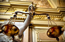 Підсудність справи про незаконність правового акту індивідуальної дії виданого органом місцевого самоврядування