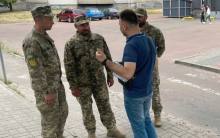 "Можна ваші військово-облікові документи? Спочатку - ваші": що повинні пред'явити уповноважені особи? 