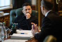 Змінюються правила функціонування у різних сферах діяльності під час повітряних загроз: результати доповіді Прем'єра Президенту України