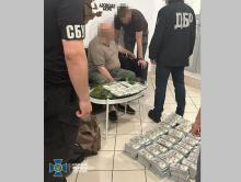 5 млн доларів за «закриття» кримінальної справи: затримано адвоката, який вимагав гроші