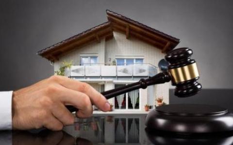 Про накладення арешту на майно особи, яка не є відповідачем у справі 
